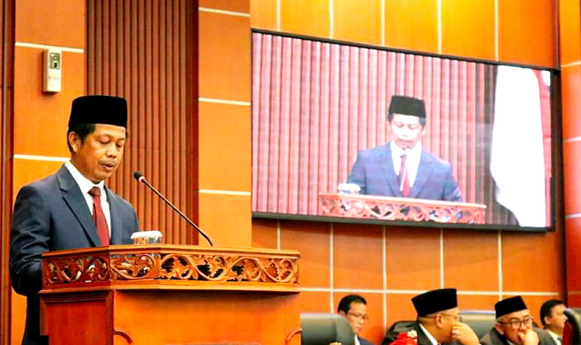 SK Gubernur Jawa Barat Resmikan 50 Anggota DPRD Depok 2019 ...
