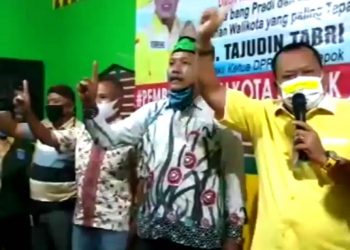 RT/RW se-Kelurahan Krukut Bersumpah Menangkan Pradi-Afifah