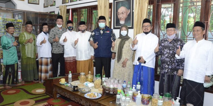 Kyai Kharismatik Tak Ragu Mendoakan Kemenangan Pradi-Afifah