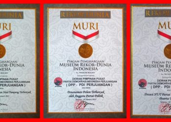 PDI Perjuangan Diganjar 3 Piagam Rekor Dunia