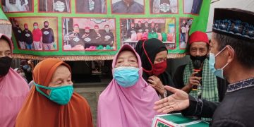 Hadir Untuk Warga Yang Membutuhkan, Combed-Rumbut Gelar Bhakti Sosial