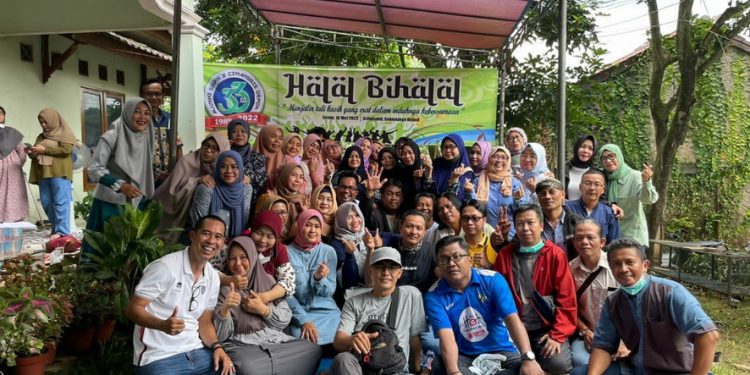 Pererat Tali Silaturahmi, Alumni SMPN 2 Cimanggis Angkatan ’89 Gelar Halal Bihalal