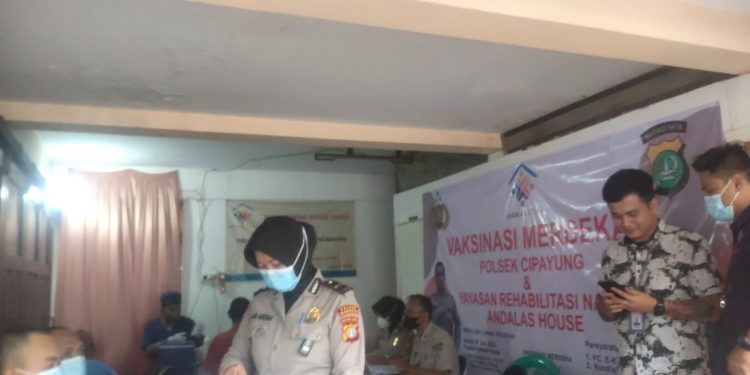 Vaksinasi Merdeka Sasar Panti Rehabilitasi Andalas House
