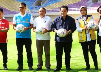 Ketum PSSI Tinjau Manahan Solo