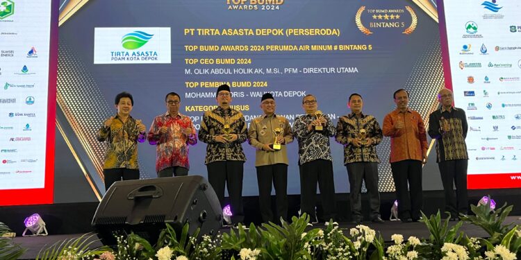 Bukan Kaleng-Kaleng, Tirta Asasta Sabet Penghargaan TOP BUMD Awards 2024