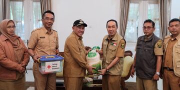 PT Tirta Asasta Depok Bantu Korban Banjir Bandang di Sukabumi