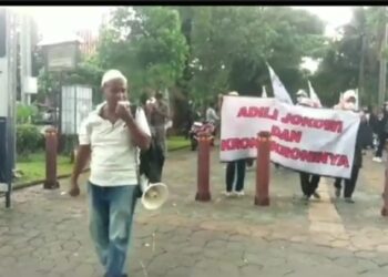 “Gelaran Wong Solo Adili Jokowi” Gelar Aksi Demontrasi