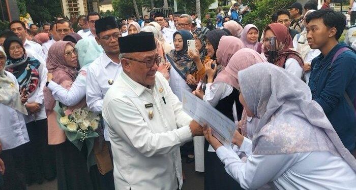 Momen Haru Perpisahan Idris Imam
