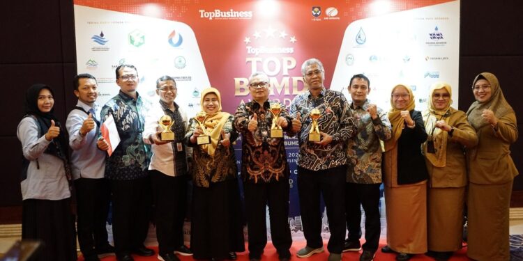 PT Tirta Asasta Depok Raih Penghargaan Bergengsi di Top BUMD Awards 2025