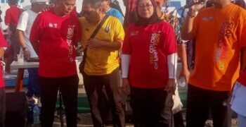 Persaudaraan Alumni SMP N 2 Depok Flashmob Road to Persada Cup 7 di CFD