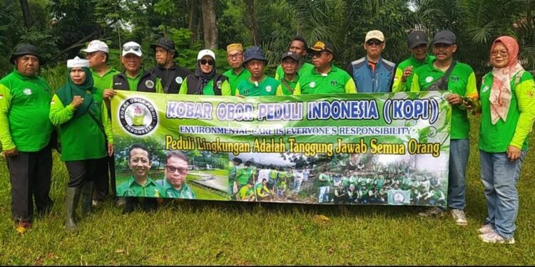 Turut Hadir di Etape Keempat Aksi Bersih Aliran Sungai Cipinang bersama KLHK: Upaya LSM KOPI Mendorong Edukasi dan Pemilahan Sampah