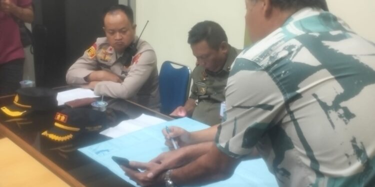 Fasos-Fasum Permata Asri Dicaplok Sekolah? Warga Tantang Pemkot Depok Tindak Tegas Oknum Pejabat dan Bongkar Bangunan Ilegal