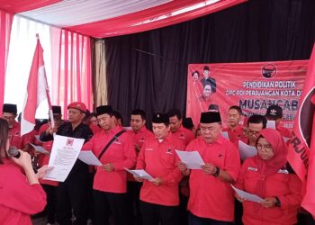 Perkuat Akar Rumput, DPC PDI Perjuangan Depok Gelar Restrukturisasi Pengurus di 11 Kecamatan