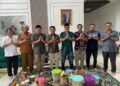 Rajut Harmoni Pasca-Lebaran: PKS Depok Sowan ke Kediaman Tokoh Senior PPP Depok Mazhab HM