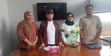 Enam Tuntutan Orang Tua Anak Kena Tembak Peluru Nyasar TNI.