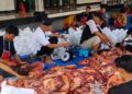 Pastikan Tepat Sasaran, Masjid Al-Muttaqien Distribusikan 1.500 Paket Daging Kurban ke Belasan RT